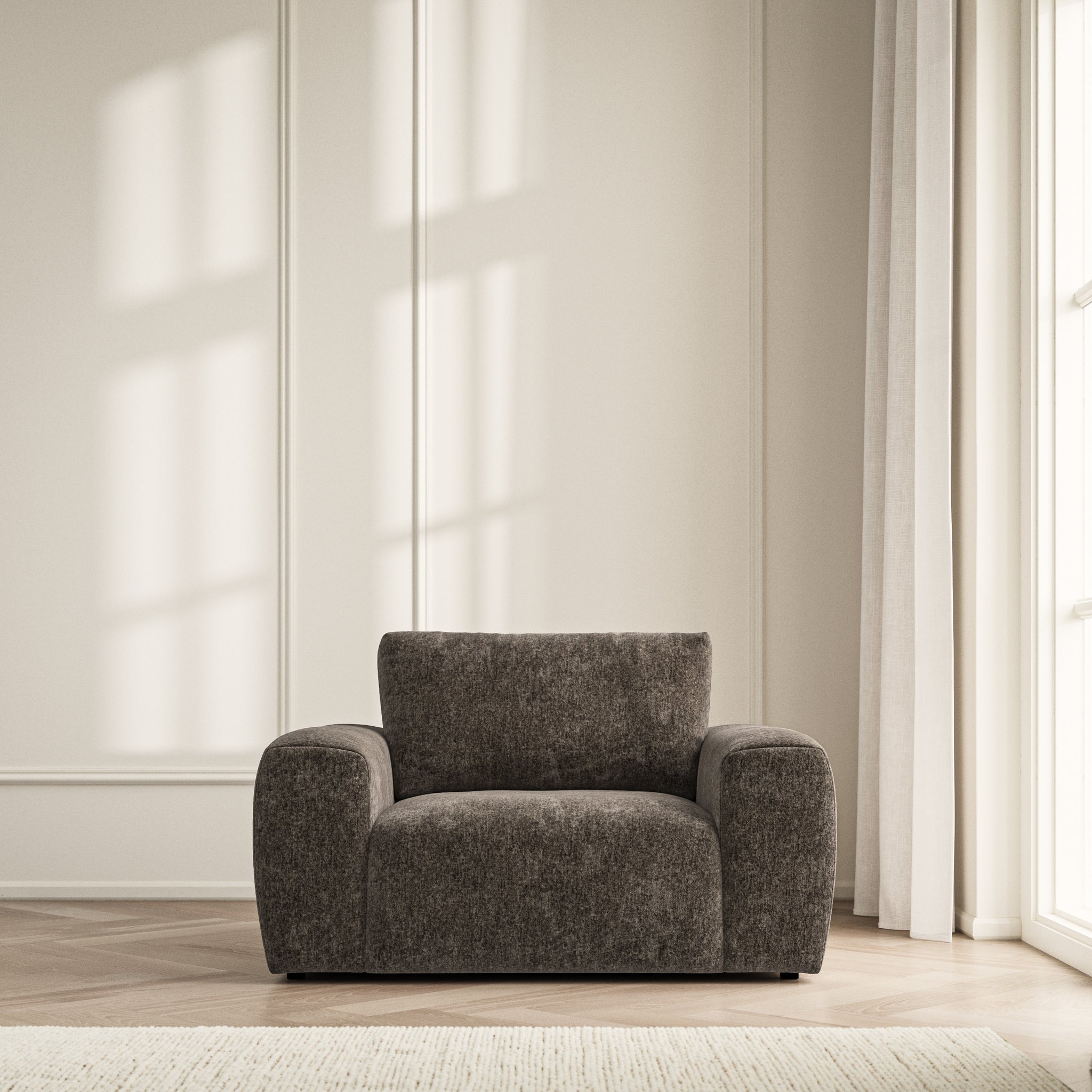 Luna Armchair - Symphony