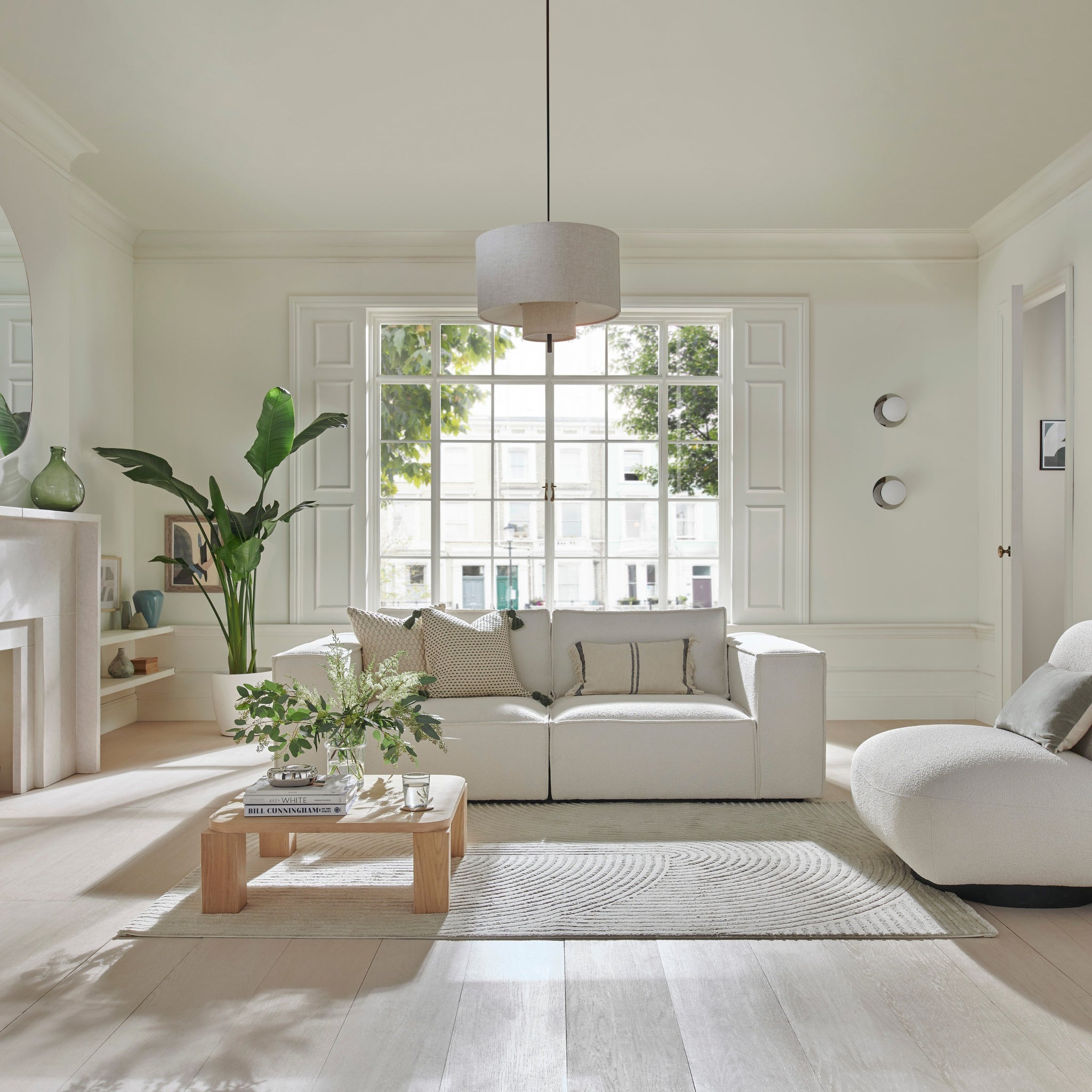 Vella Medium Sofa - Bouclé